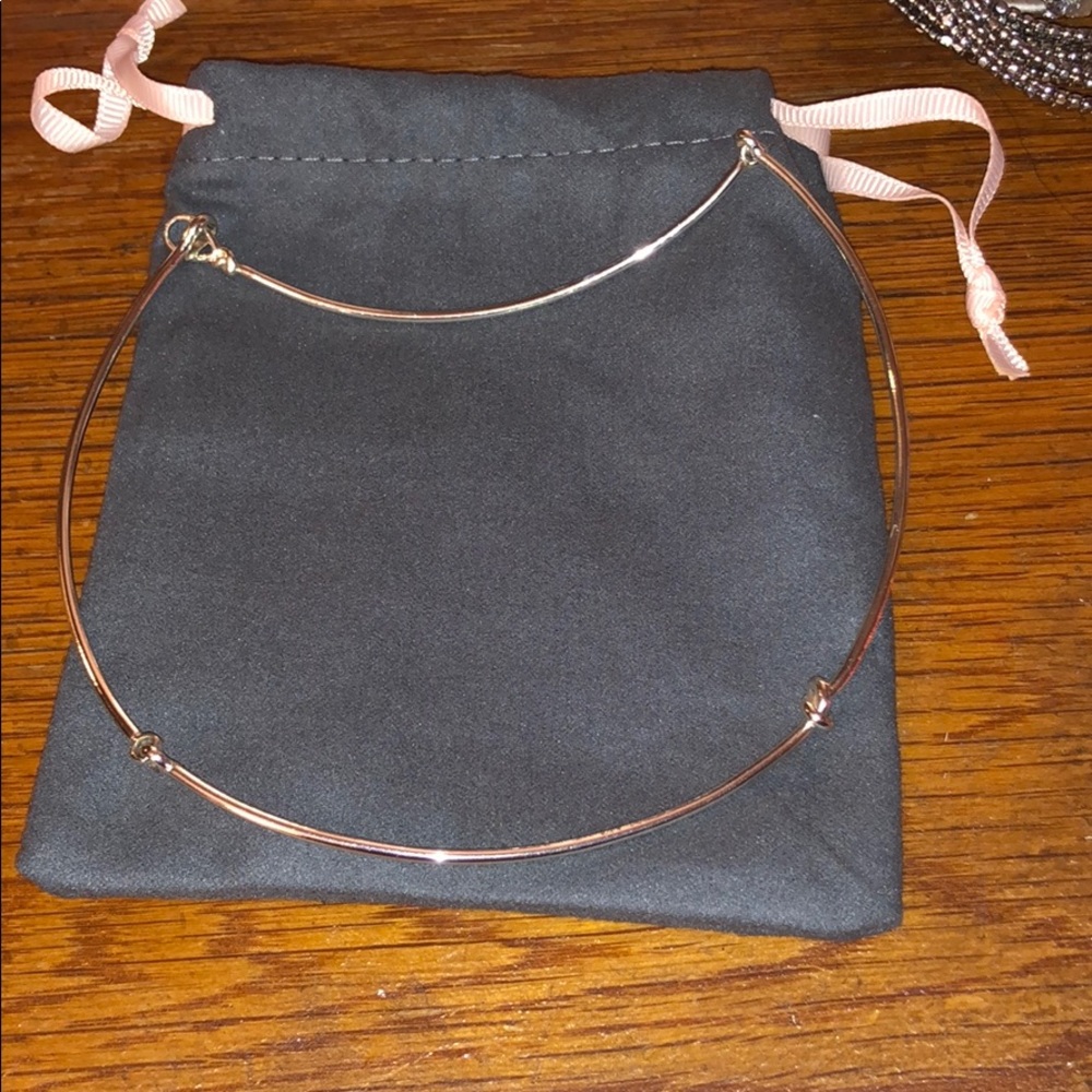 Stella and Dot knotted collar necklace